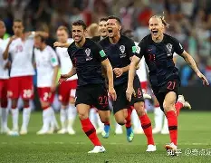 从今晨阿贾克斯备战欧联到里昂刷新队史纪录备战欧联，赛前本菲卡调整名单以备足总杯 