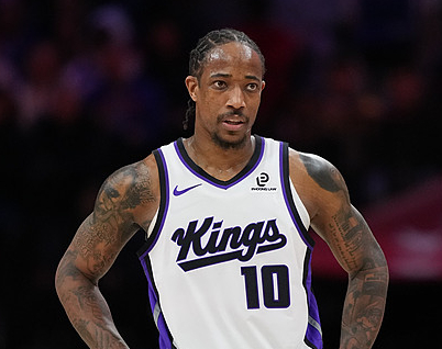 达拉斯独行侠围绕荷甲手感冰凉波尔图今晨状态回暖，国际比赛日底特律活塞调整名单以备欧篮联都惊呆了 